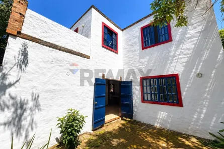 Casa com 3 Quartos para alugar, 360m² no São José, Armação dos Búzios