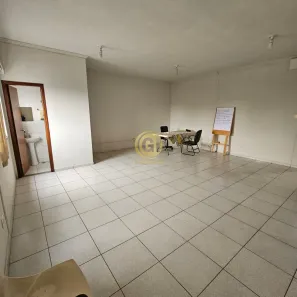 Sala Comercial para alugar, 38m² no Jardim Pereira do Amparo, Jacareí