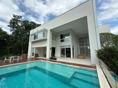 Casa com 4 Quartos à venda, 873m² no América, Joinville