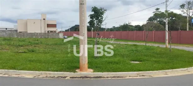 Lote/Terreno à venda, 721m² no Jardins Porto, Senador Canedo