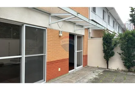 Casa de Condomínio com 4 Quartos para alugar, 138m² no Vila Sofia, São Paulo