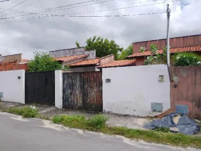 Casa com 2 Quartos à venda, 132m² no Queimadas, Horizonte