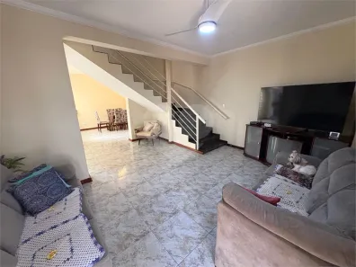 Sobrado com 3 Quartos à venda, 182m² no Vila Rezende, Piracicaba