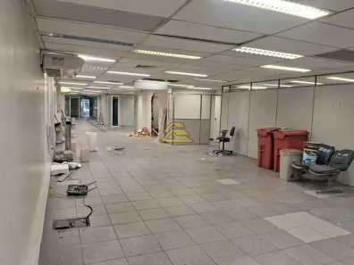 Ponto Comercial para alugar, 330m² no Copacabana, Rio de Janeiro