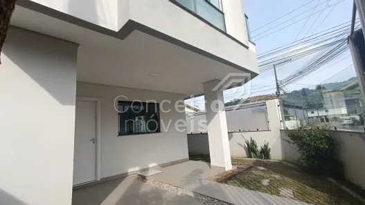 Casa com 3 Quartos para venda ou aluguel, 86m² no Alto São Bento, Itapema