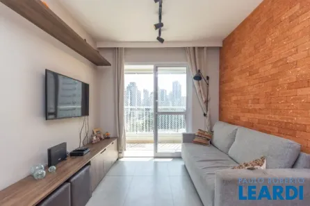 Apartamento com 2 Quartos à venda, 64m² no Santo Amaro, São Paulo