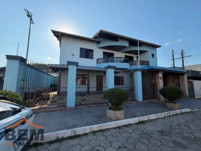 Casa com 4 Quartos à venda, 380m² no São João, Itajaí