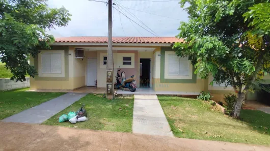 Casa de Condomínio com 2 Quartos à venda, 70m² no Parque Verde, Cascavel