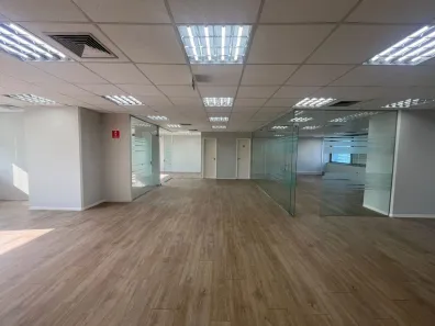 Sala Comercial para alugar, 250m² no Consolação, São Paulo