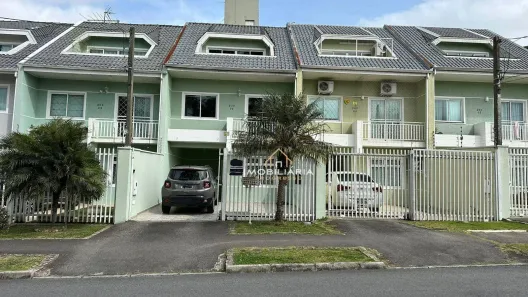 Sobrado com 3 Quartos à venda, 200m² no Capão Raso, Curitiba