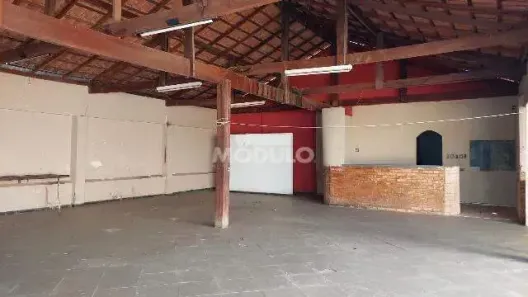 Galpão/Depósito/Armazém para alugar, 300m² no Saraiva, Uberlândia
