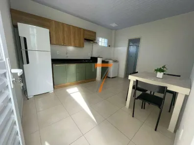 Casa com 2 Quartos para alugar, 60m² no Estreito, Florianópolis