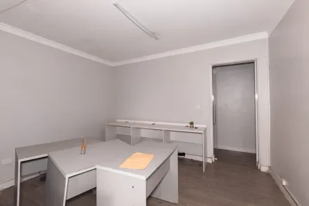 Ponto Comercial com 4 Quartos para alugar, 300m² no Jardim Cotinha, São Paulo