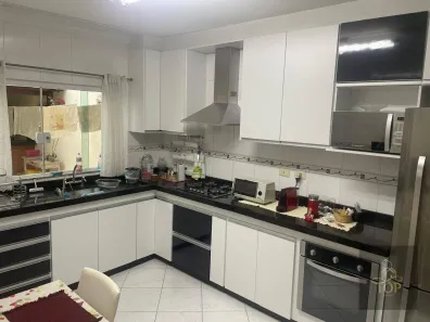 Sobrado com 3 Quartos à venda, 180m² no Vila Alzira, Santo André