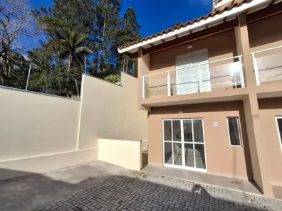 Sobrado com 2 Quartos à venda, 72m² no Capricórnio II, Caraguatatuba