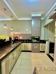 Casa com 3 Quartos à venda, 250m² no Esplanada Primo Meneghetti, Franca