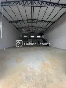 Galpão/Depósito/Armazém para alugar, 12m² no Novo Mundo, Uberlândia