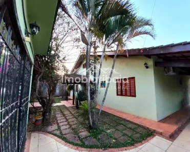 Fazenda/Sítio com 3 Quartos à venda, 280m² no Jardim Estância Brasil, Atibaia