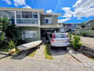Casa de Condomínio com 3 Quartos à venda, 137m² no Barra da Lagoa, Florianópolis