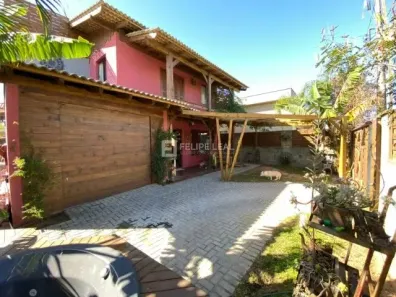 Casa com 2 Quartos à venda, 170m² no Rio Tavares, Florianópolis