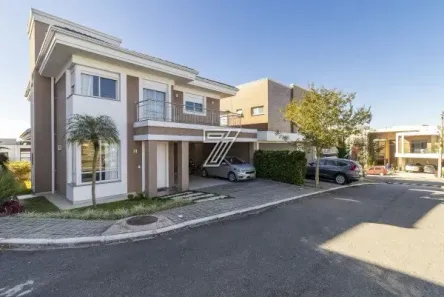 Casa de Condomínio com 4 Quartos à venda, 258m² no São Braz, Curitiba