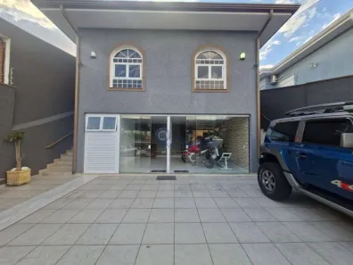 Casa com 3 Quartos à venda, 256m² no Jardim Chapadão, Campinas