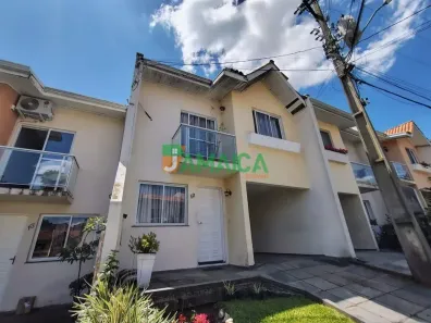 Sobrado com 4 Quartos à venda, 160m² no Uberaba, Curitiba