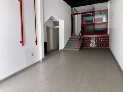 Galpão/Depósito/Armazém à venda, 690m² no Vila Romana, São Paulo