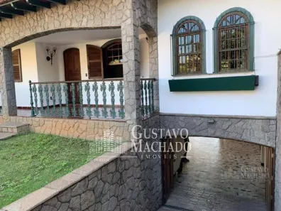 Casa com 3 Quartos à venda, 429m² no Laranjal, Volta Redonda