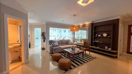 Apartamento com 3 Quartos para alugar, 80m² no Centro, Balneário Camboriú