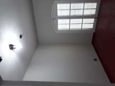 Prédio Comercial para alugar, 30m² no Freguesia (Jacarepaguá), Rio de Janeiro