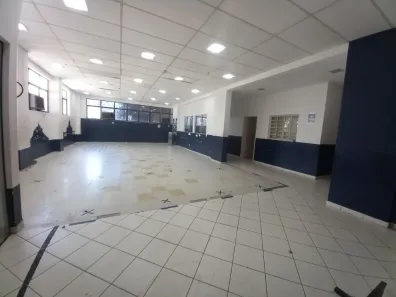 Prédio Comercial para alugar, 924m² no Santa Paula, São Caetano do Sul