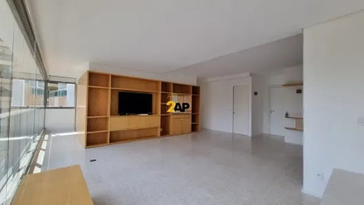 Apartamento com 4 Quartos à venda, 210m² no Vila Olímpia, São Paulo