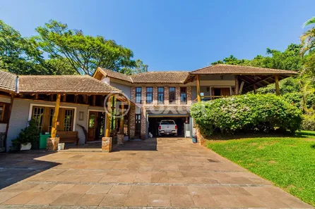 Casa com 3 Quartos à venda, 355m² no Hípica, Porto Alegre