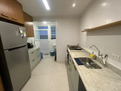 Apartamento com 2 Quartos à venda, 68m² no Gonzaga, Santos