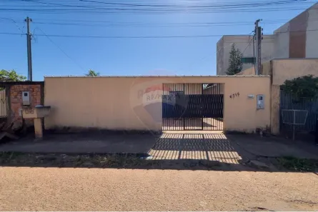 Casa com 3 Quartos à venda, 175m² no Aeroclube, Porto Velho