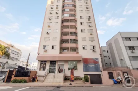 Apartamento com 2 Quartos para alugar, 67m² no Kobrasol, São José