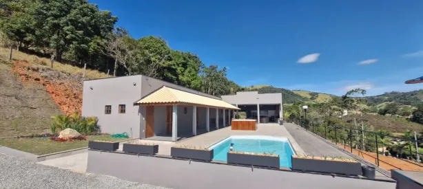 Fazenda/Sítio com 4 Quartos à venda, 700m² no , Monte Sião