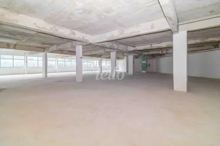 Sala Comercial para alugar, 535m² no Parque Industrial Tomas Edson, São Paulo