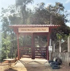 Fazenda/Sítio com 3 Quartos à venda, 200m² no , Goianápolis