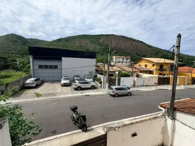 Casa com 3 Quartos para alugar, 120m² no Itaipu, Niterói