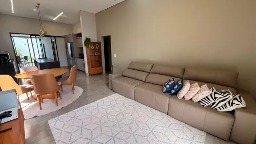 Casa com 3 Quartos à venda, 206m² no Jardim Inconfidência, Uberlândia