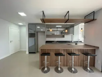 Apartamento com 2 Quartos à venda, 87m² no Agronômica, Florianópolis