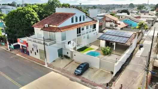 Sobrado com 3 Quartos à venda, 700m² no Bosque, Rio Branco