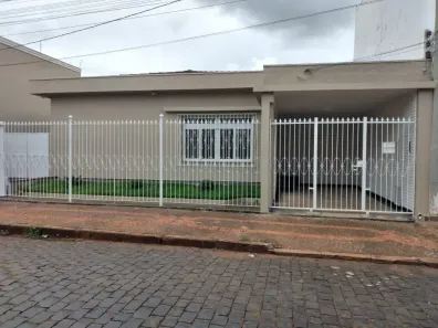 Casa com 3 Quartos à venda, 219m² no Fabrício, Uberaba