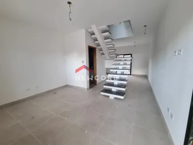 Casa de Condomínio com 2 Quartos à venda, 148m² no Jardim Mariella, Caraguatatuba
