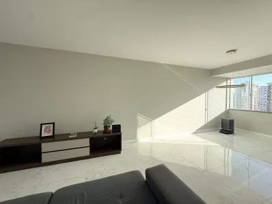Apartamento com 4 Quartos à venda, 114m² no Campinas, São José