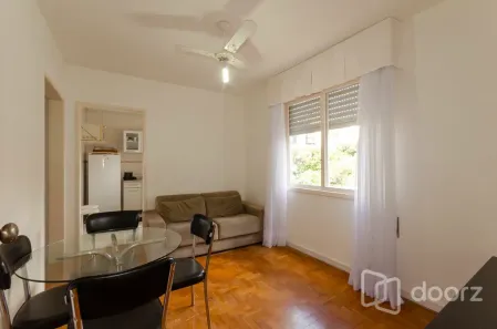 Apartamento com 2 Quartos à venda, 47m² no Petrópolis, Porto Alegre