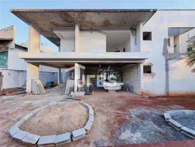 Casa de Condomínio com 4 Quartos à venda, 770m² no Residencial Granville, Goiânia