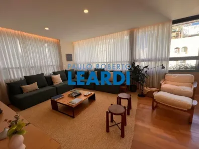 Apartamento com 2 Quartos à venda, 134m² no Cerqueira César, São Paulo